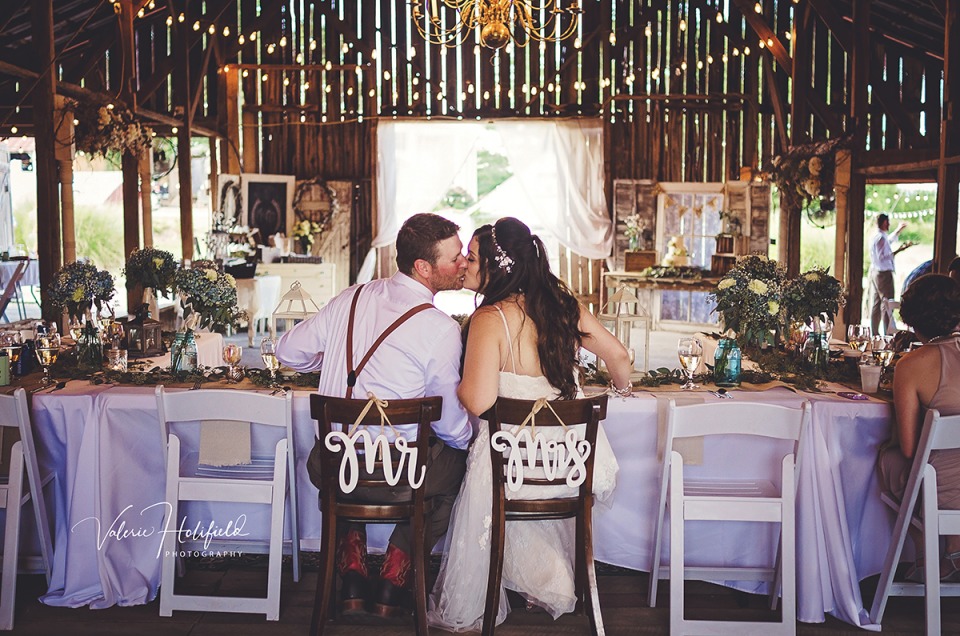 Fredericktown Wedding Photographer | Ben & Jessica, August 26, 2017 at Dodson Orchards 