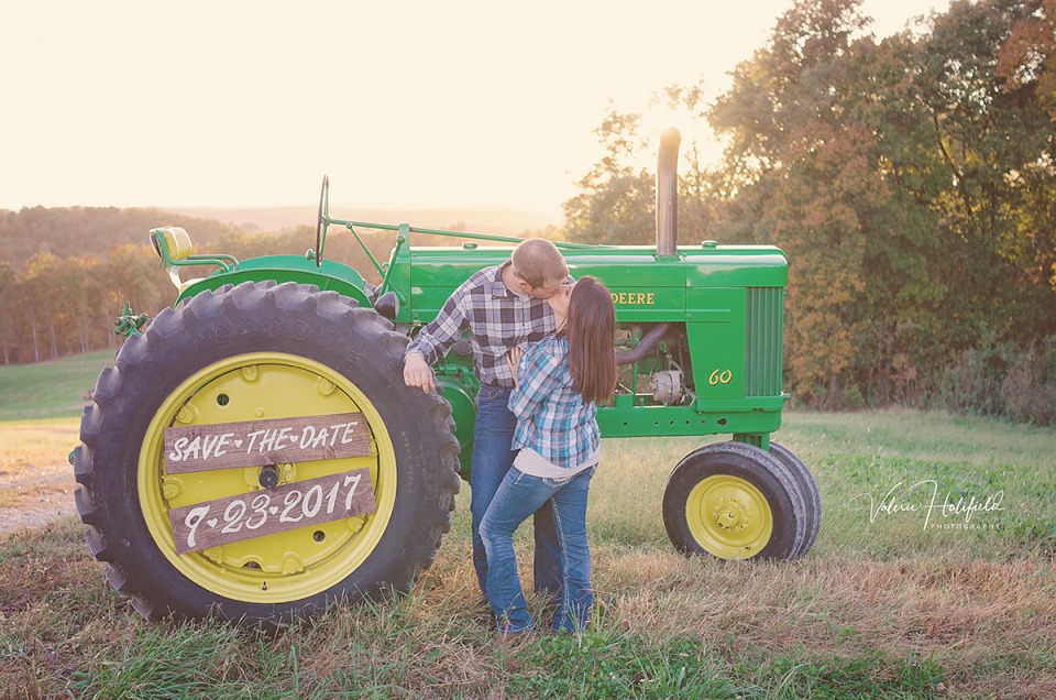 Ste. Genevieve Wedding Photographer | Levi & Chelsea, September 23, 2017 on their farm 